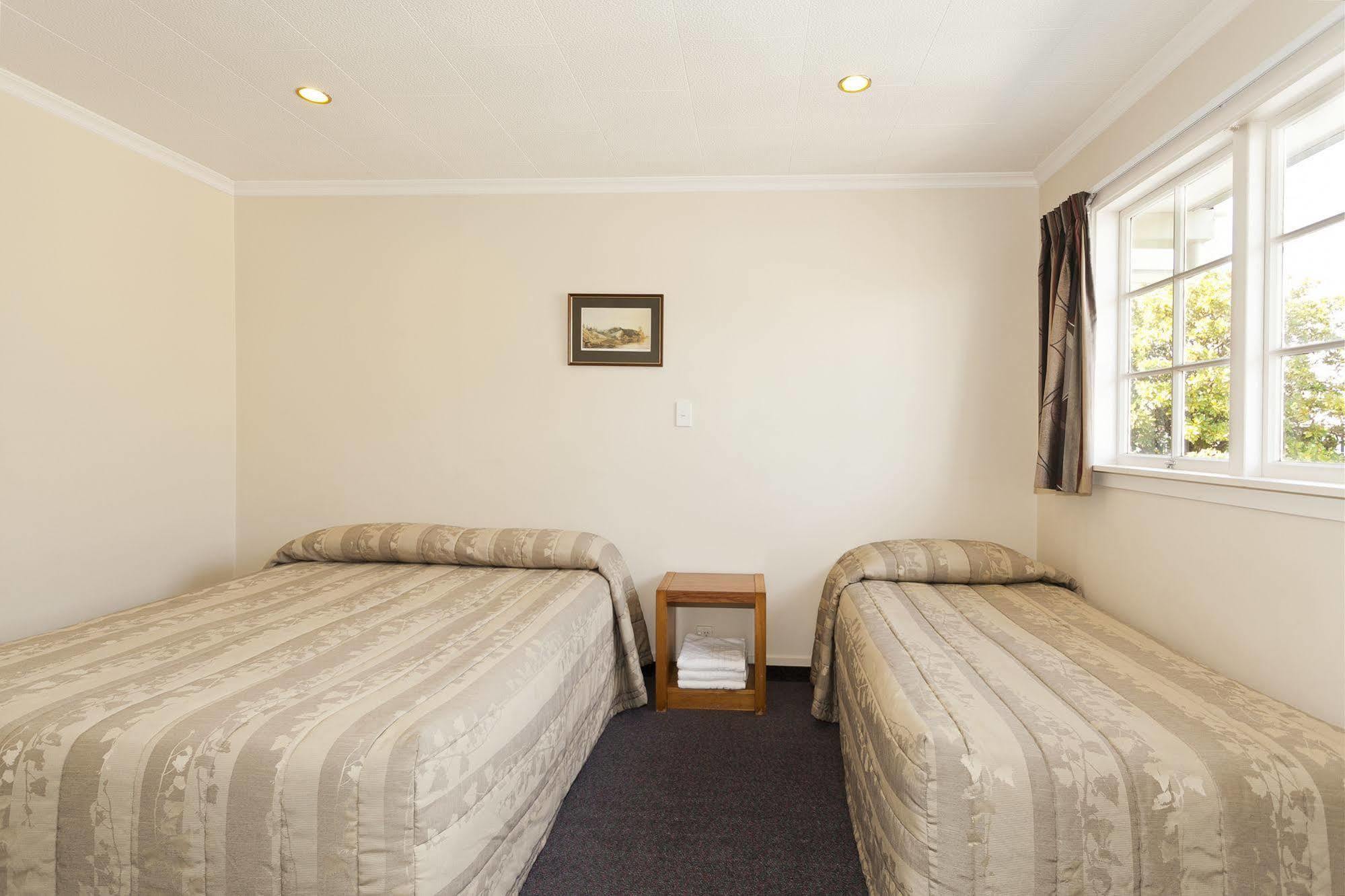 כרייסטצ'רץ' Colonial Inn Motel מראה חיצוני תמונה