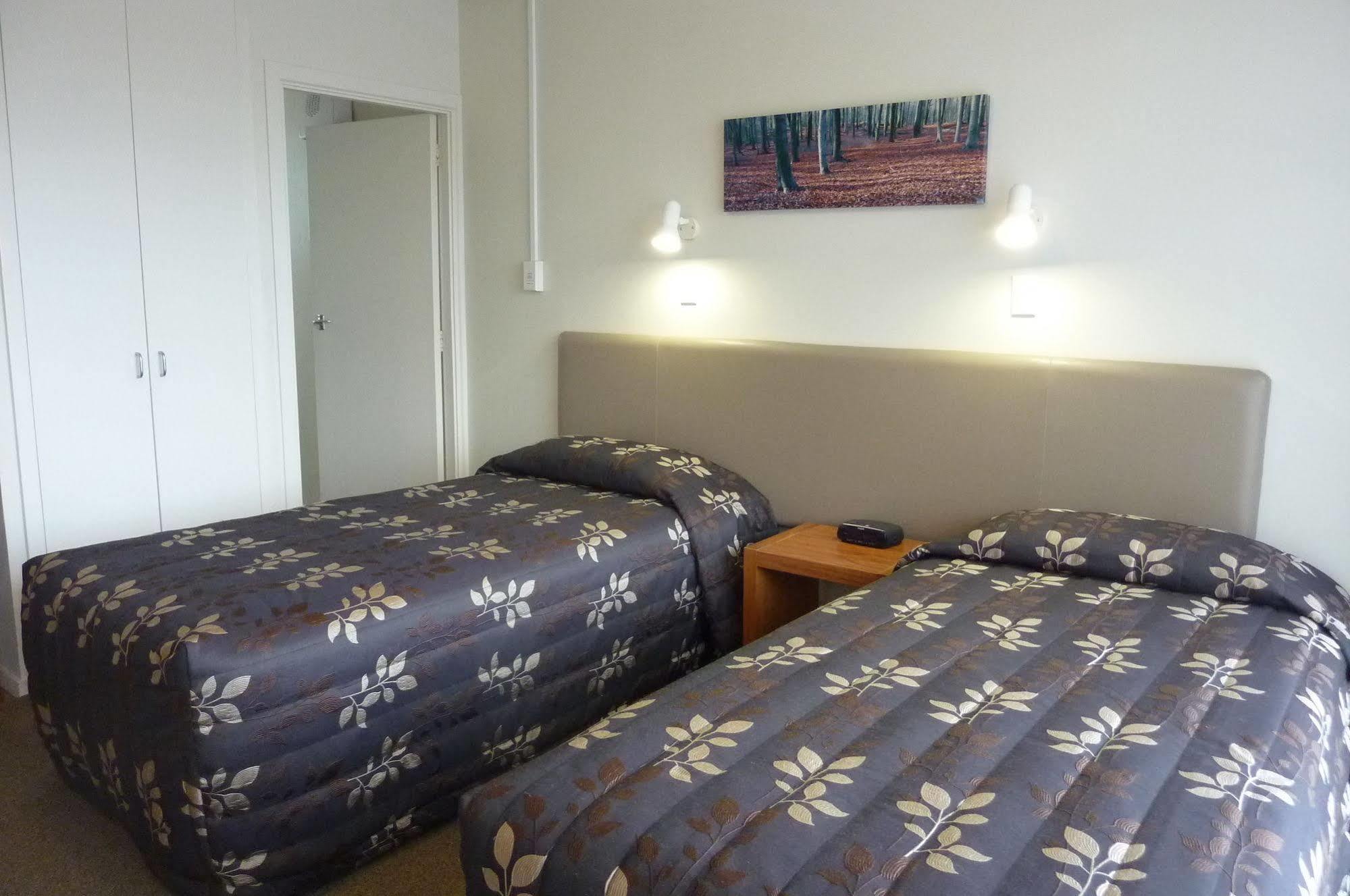 כרייסטצ'רץ' Colonial Inn Motel מראה חיצוני תמונה